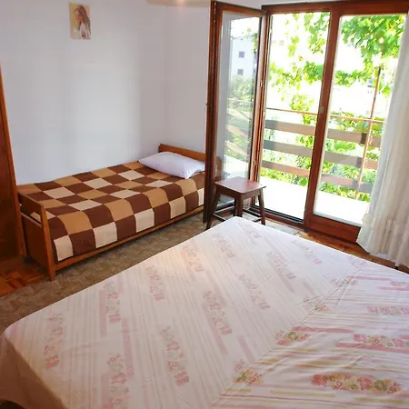 Sebastian Apartment